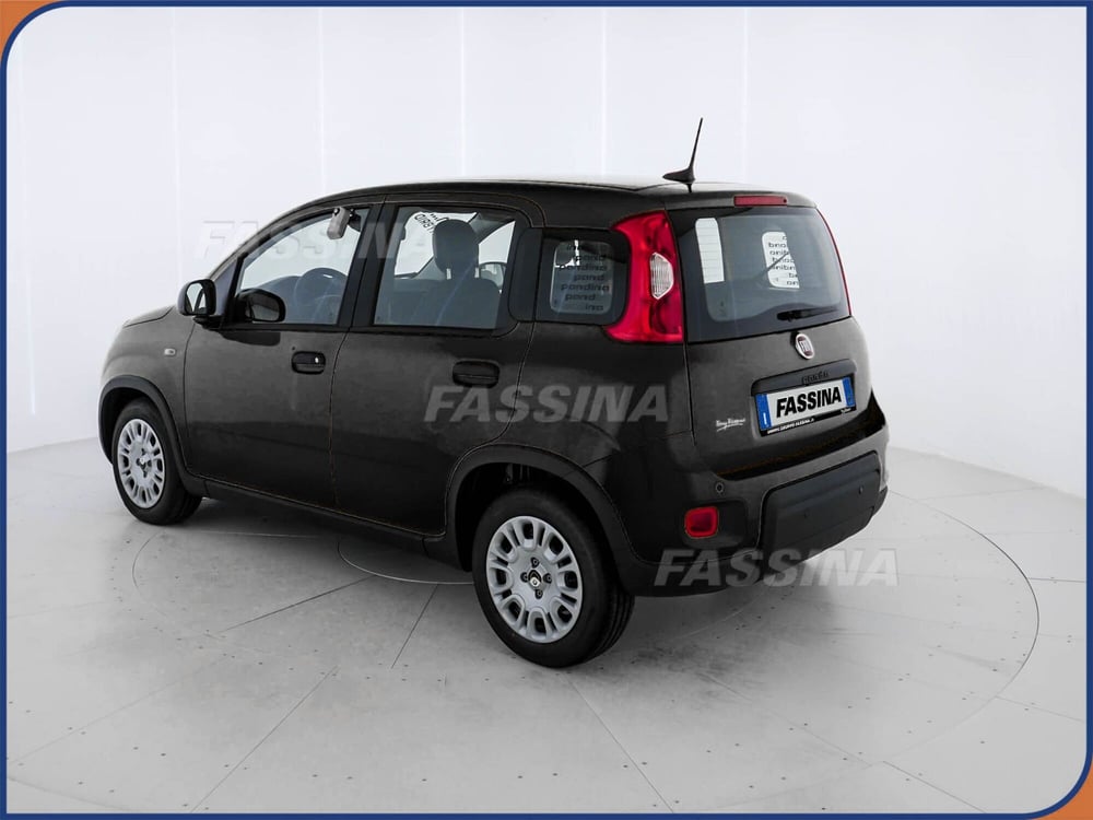 Fiat Panda Cross nuova a Milano (4)