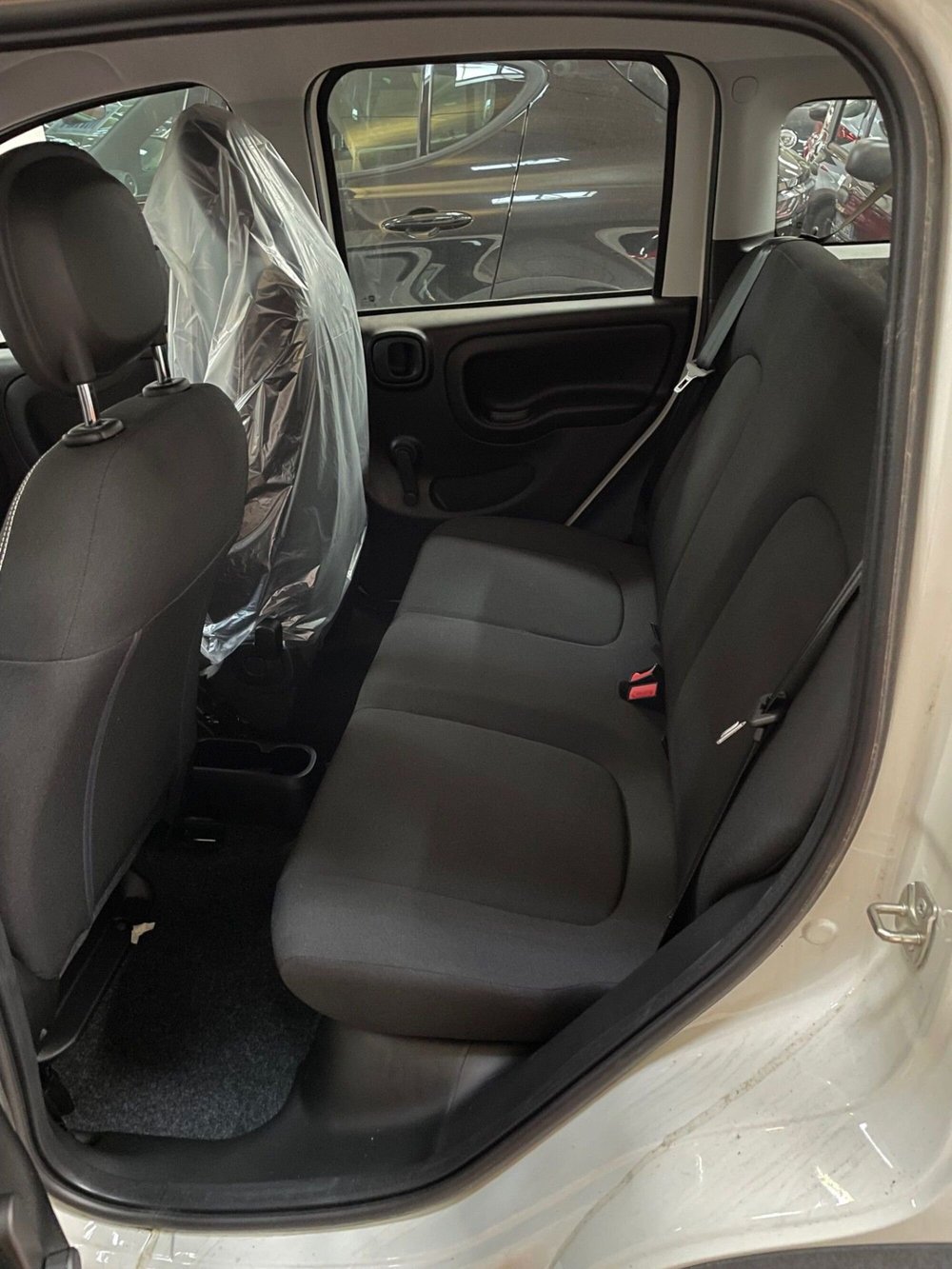 Fiat Panda Cross nuova a Lucca (9)