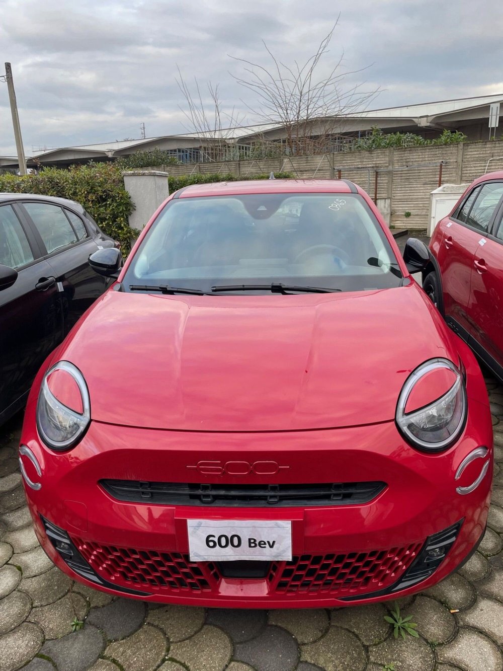 Fiat 600e nuova a Lucca (2)