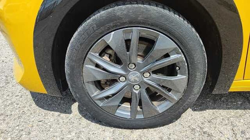 Peugeot 208 usata a Firenze (5)