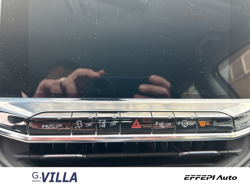 Jeep Compass nuova a Monza e Brianza (17)