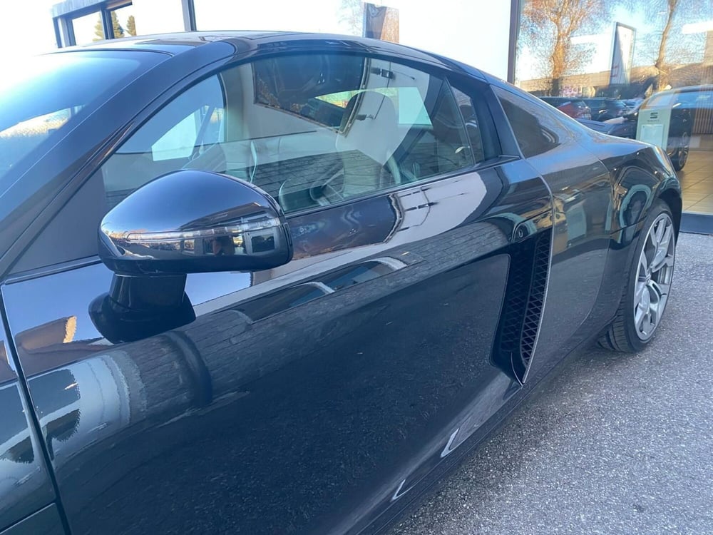 Audi R8 Coupé usata a Monza e Brianza (6)