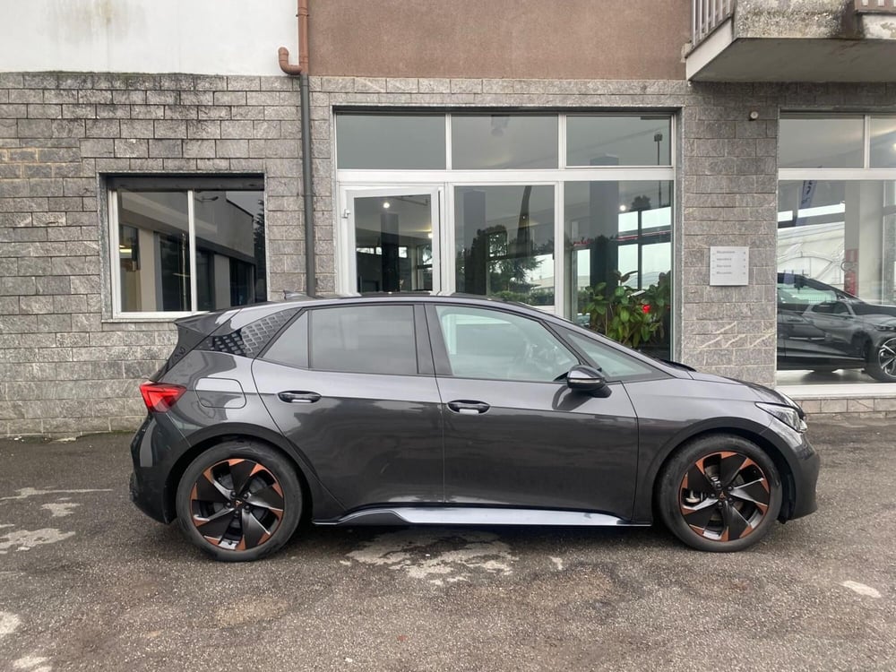 Cupra Born usata a Monza e Brianza (5)