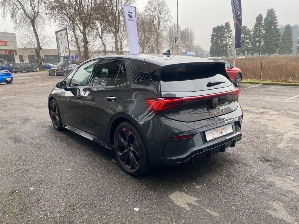 Cupra Born usata a Monza e Brianza (7)