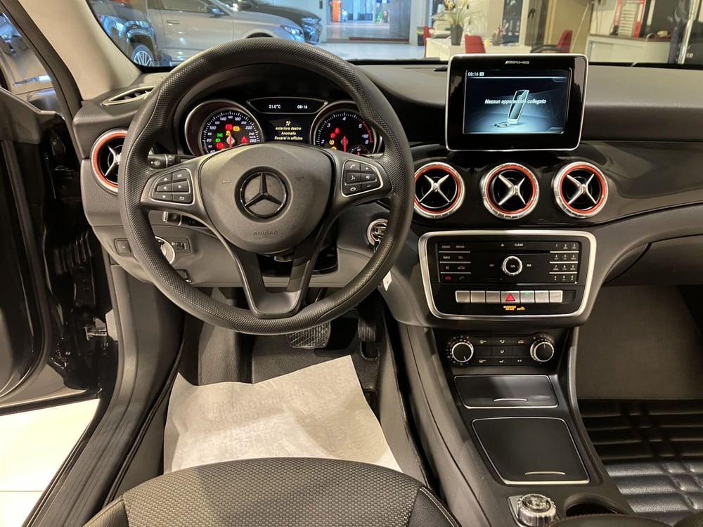 Mercedes-Benz CLA Shooting Brake usata a Parma (10)