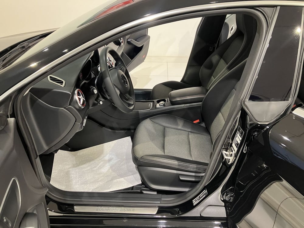 Mercedes-Benz CLA Shooting Brake usata a Parma (11)