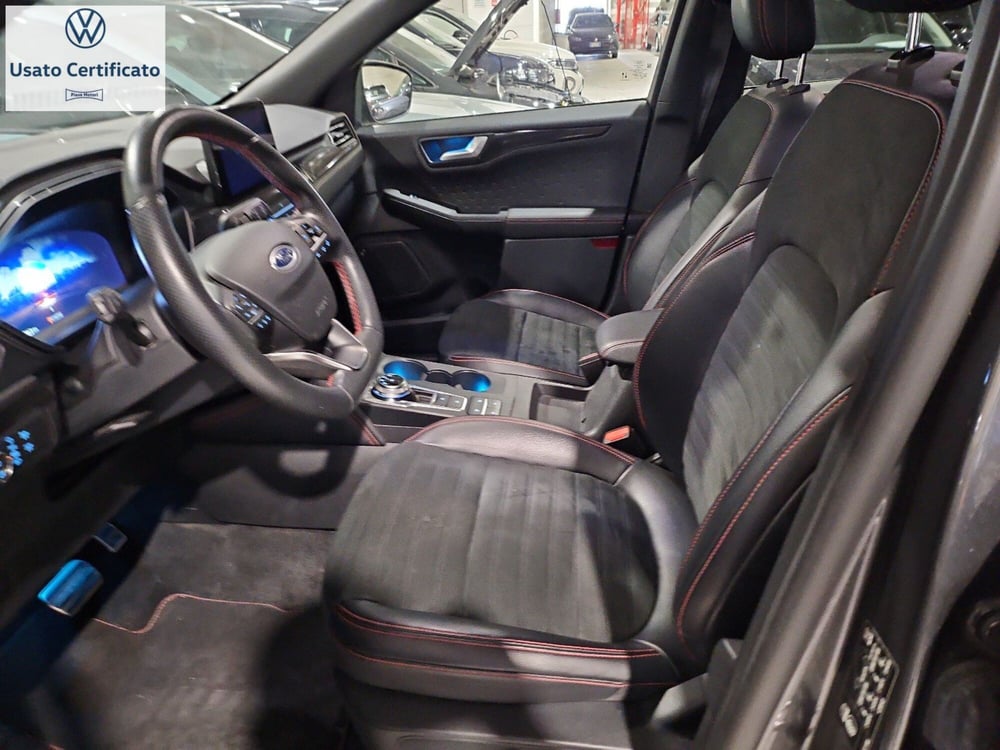 Ford Kuga usata a Genova (11)