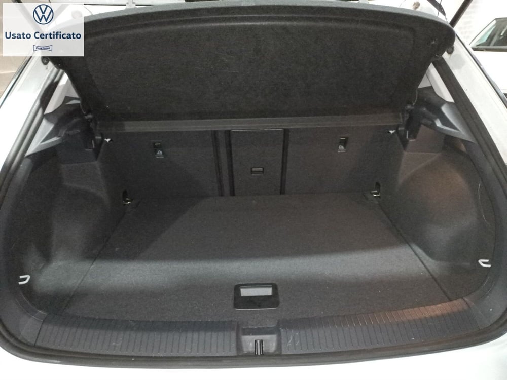 Volkswagen T-Roc usata a Genova (6)