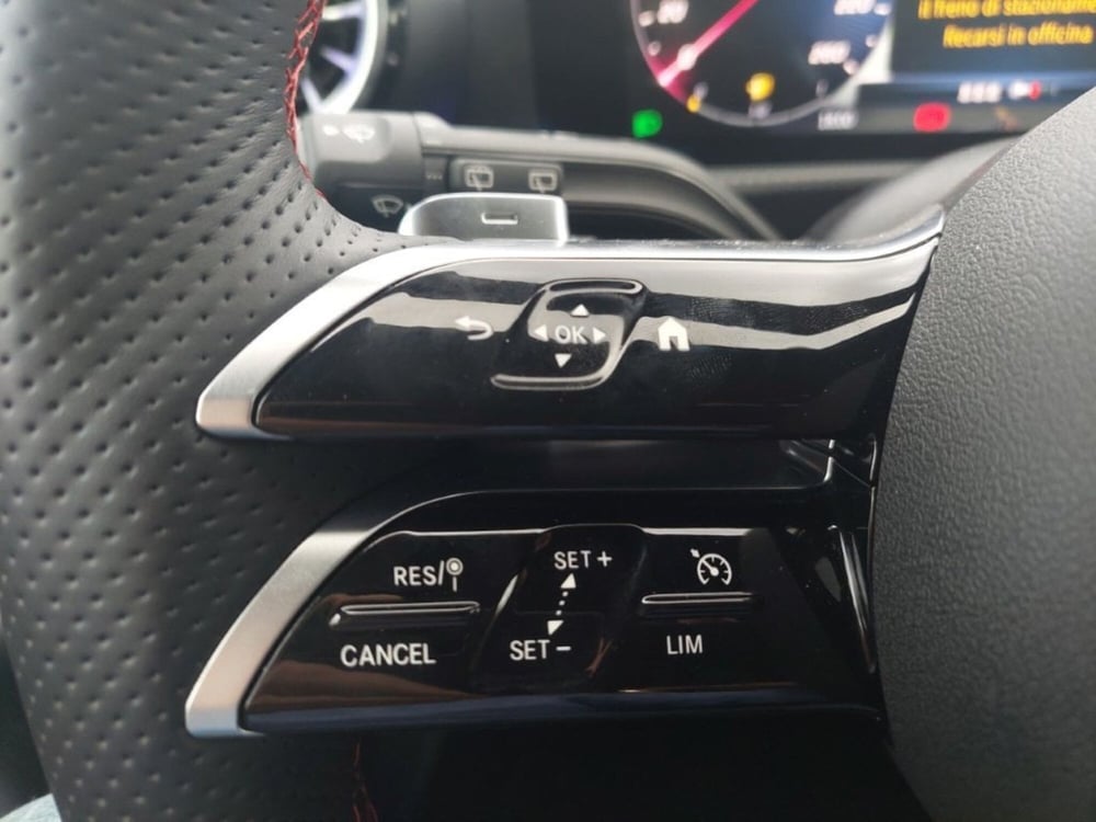 Mercedes-Benz Classe A nuova a Bari (14)