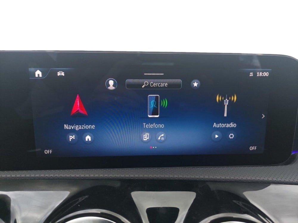 Mercedes-Benz Classe A nuova a Bari (9)