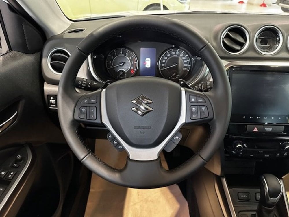 Suzuki Vitara nuova a Vercelli (12)