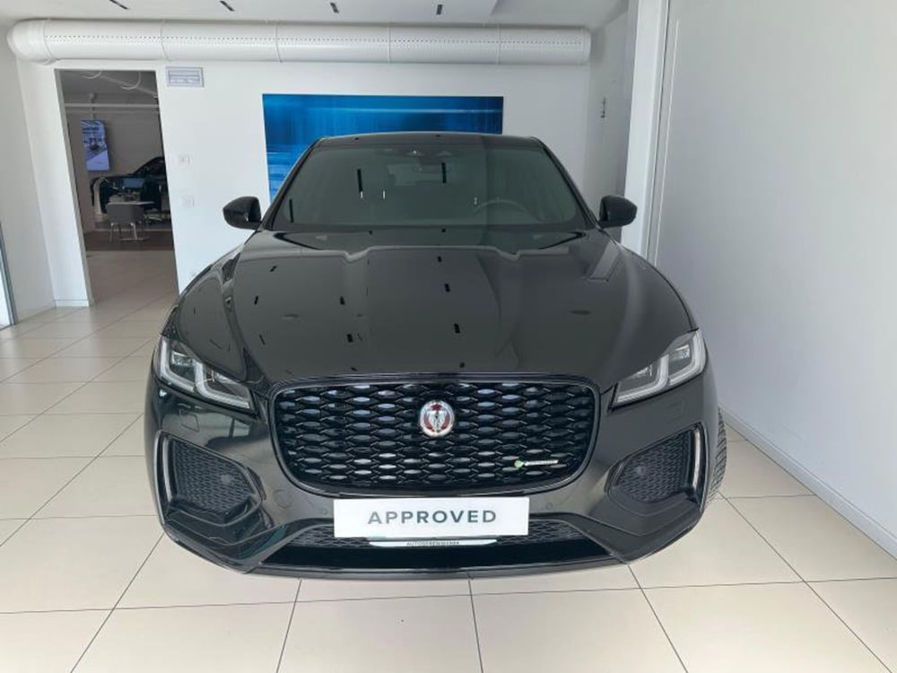Jaguar F-Pace usata a Venezia (7)
