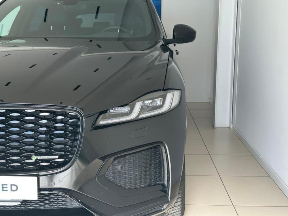 Jaguar F-Pace usata a Venezia (8)