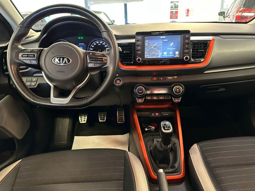 Kia Stonic usata a Arezzo (12)