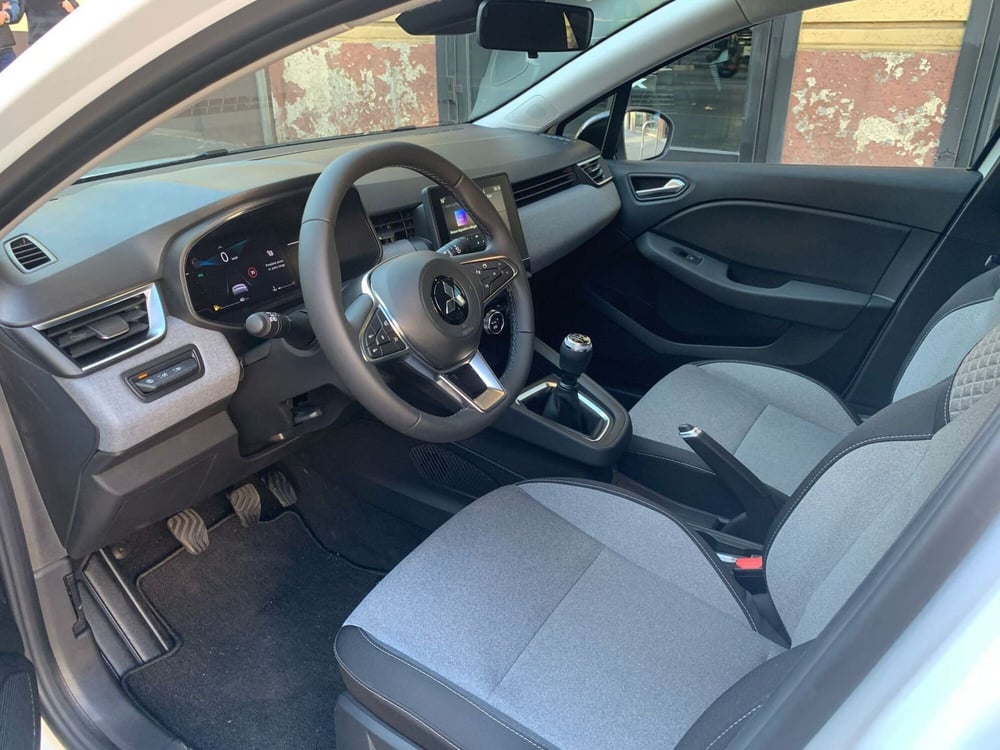 Renault Clio nuova a Milano (15)