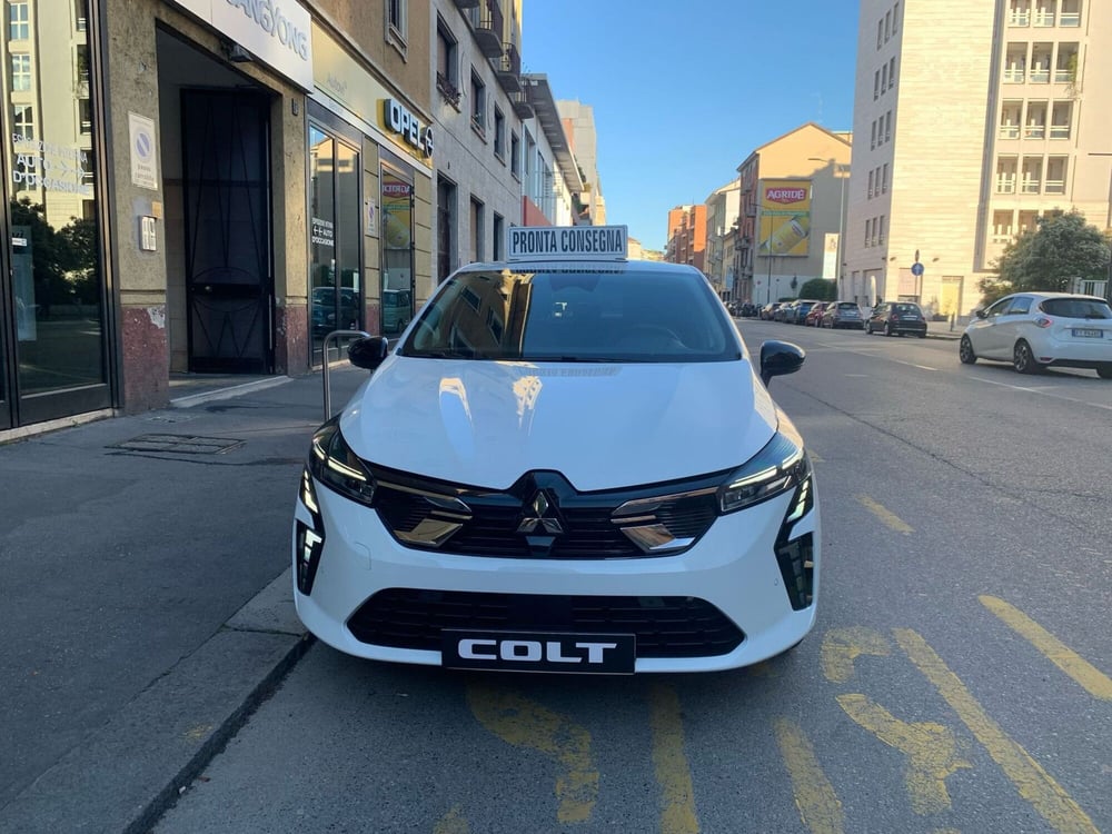 Renault Clio nuova a Milano (2)