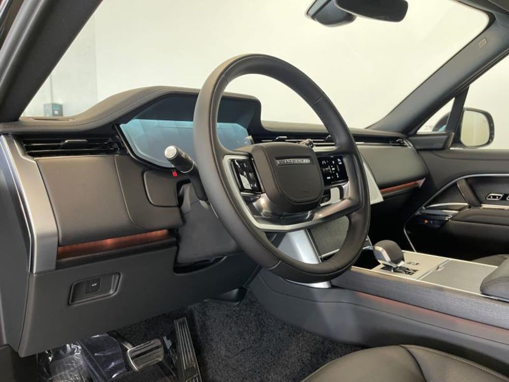 Land Rover Range Rover Sport nuova a Venezia (7)