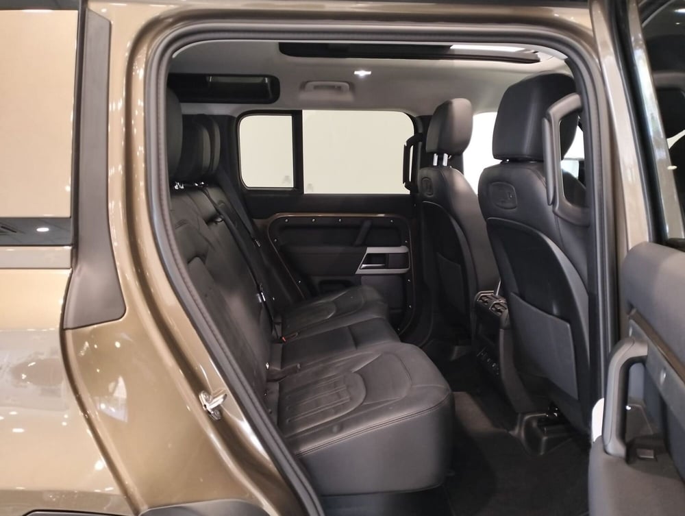 Land Rover Defender usata a Cosenza (5)