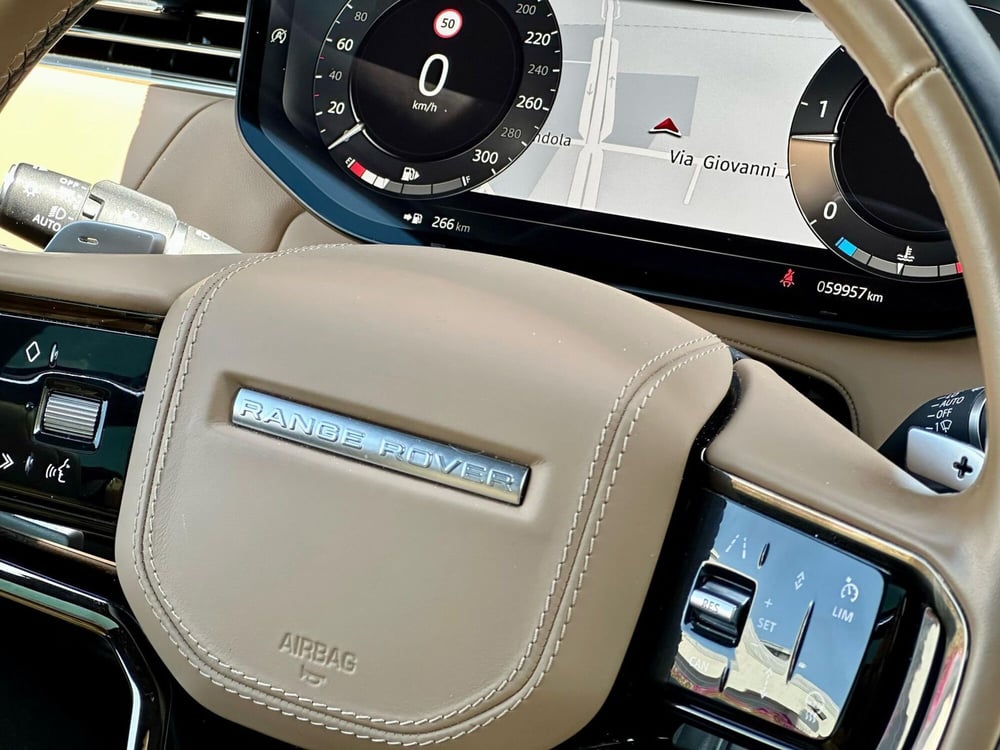 Land Rover Range Rover Sport usata a Bari (10)