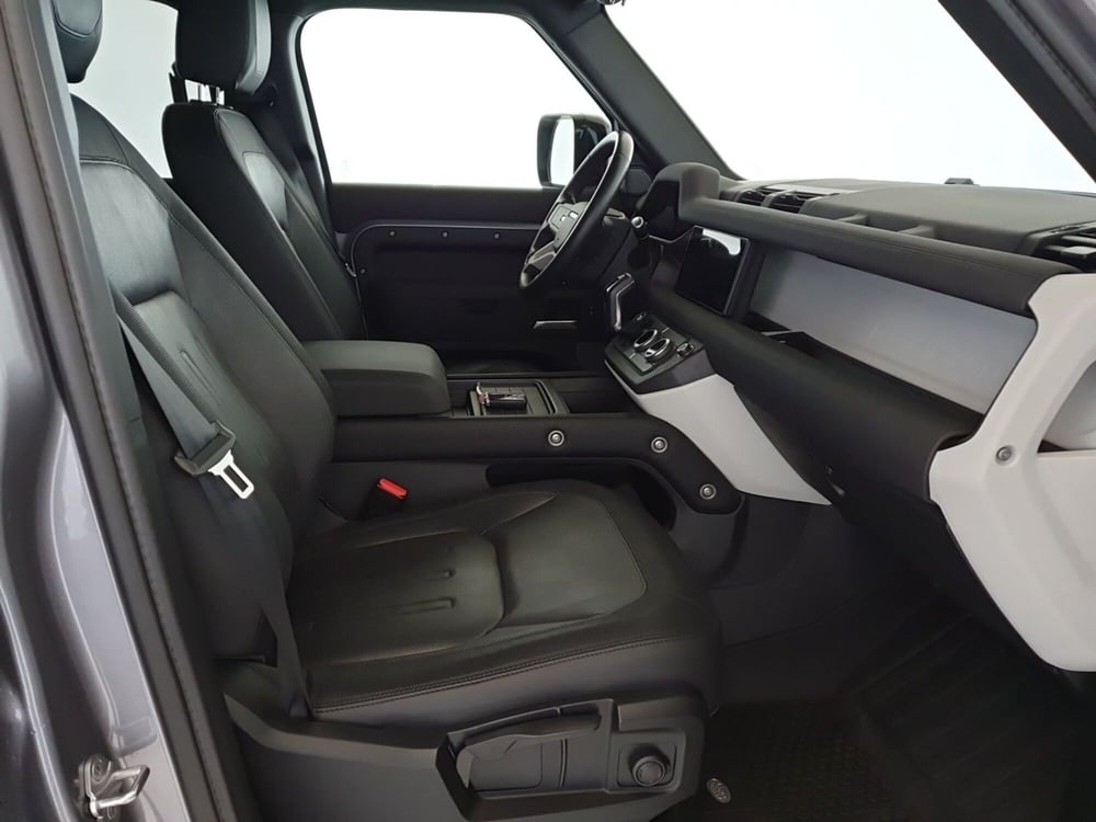 Land Rover Defender usata a Monza e Brianza (3)