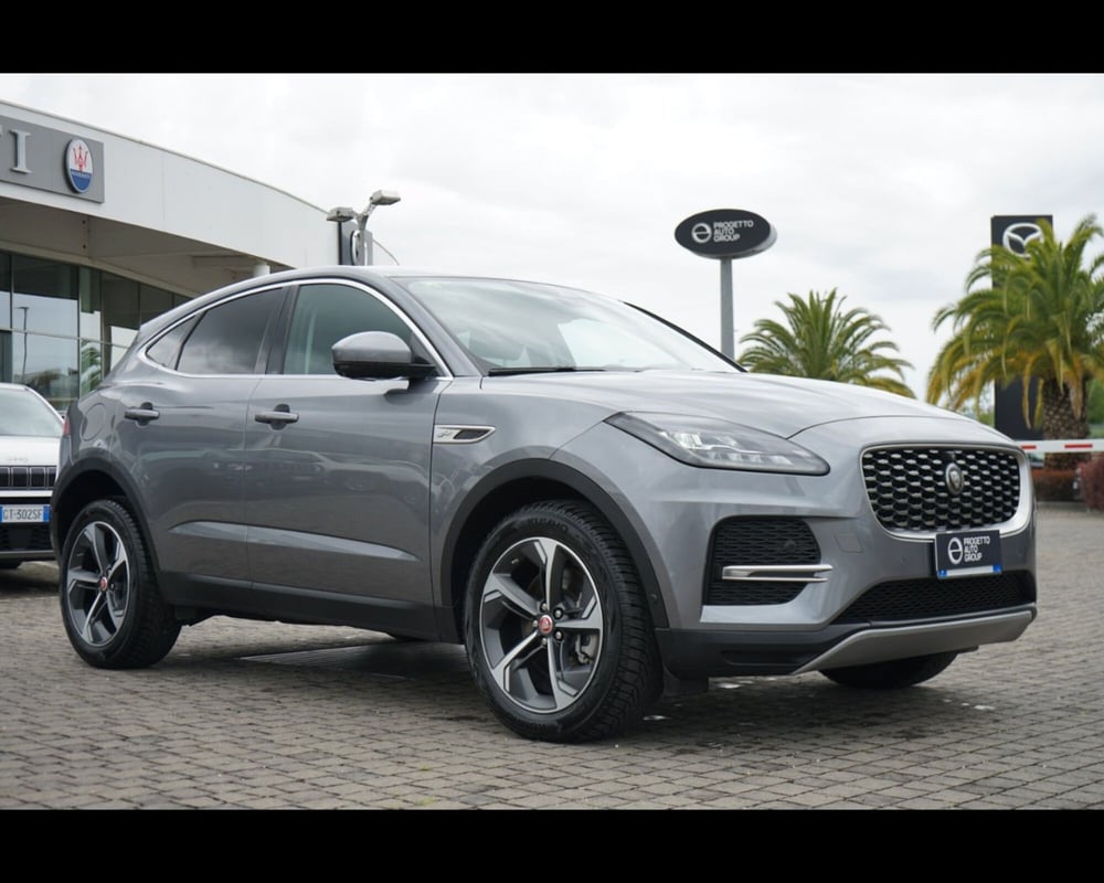 Jaguar E-Pace usata a Chieti (3)