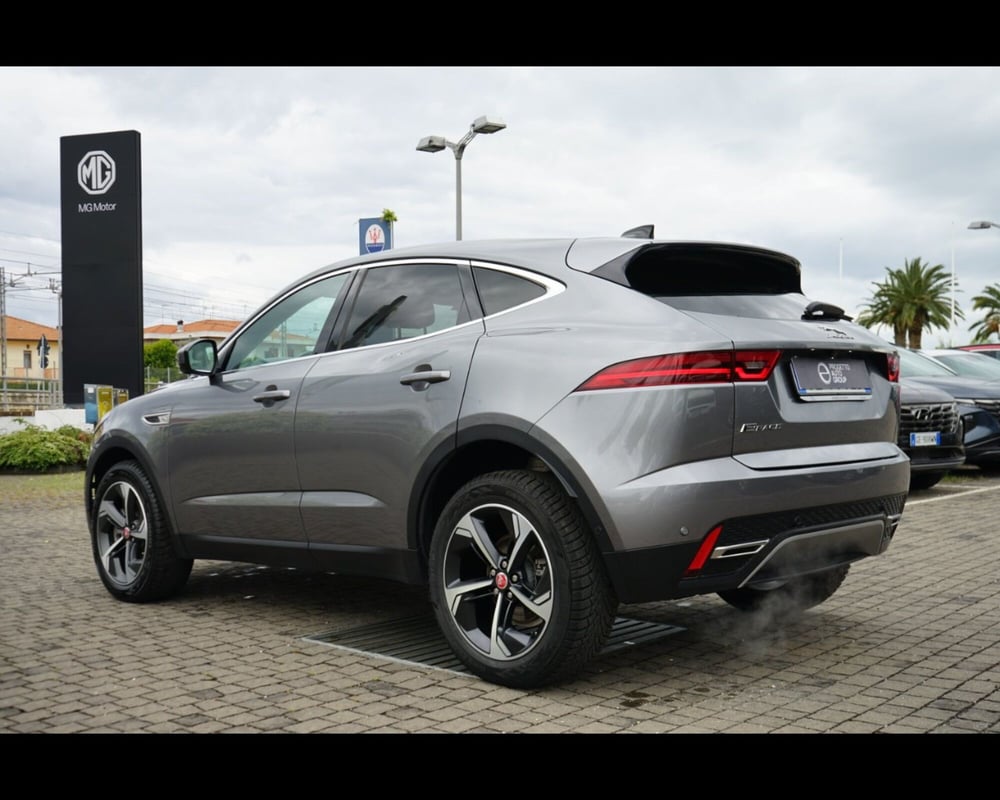 Jaguar E-Pace usata a Chieti (5)