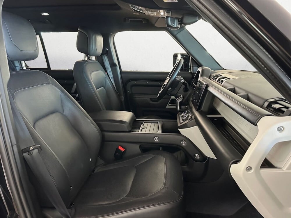Land Rover Defender usata a Perugia (3)