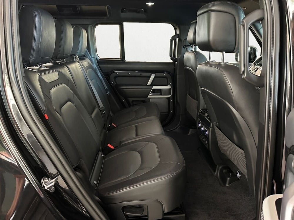 Land Rover Defender usata a Perugia (5)