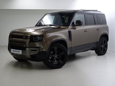 Land Rover Defender 110 3.0D I6 300 CV AWD Auto X-Dynamic HSE del 2021 usata a Tavernerio