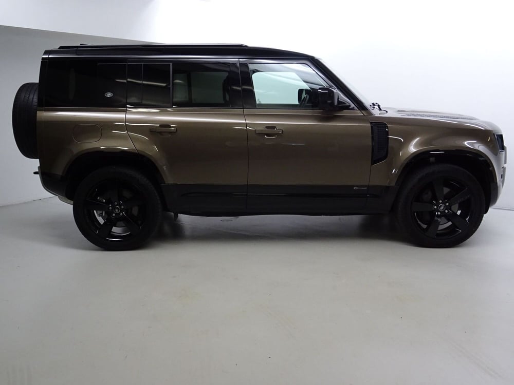 Land Rover Defender usata a Como (6)