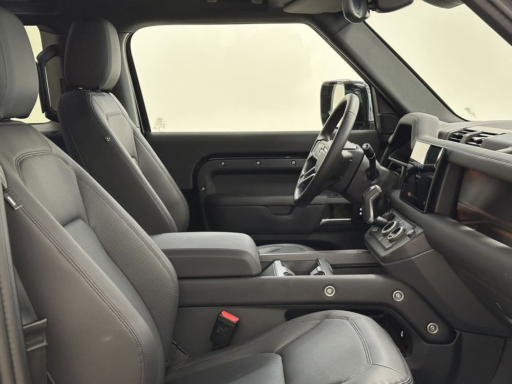 Land Rover Defender usata a Lodi (3)