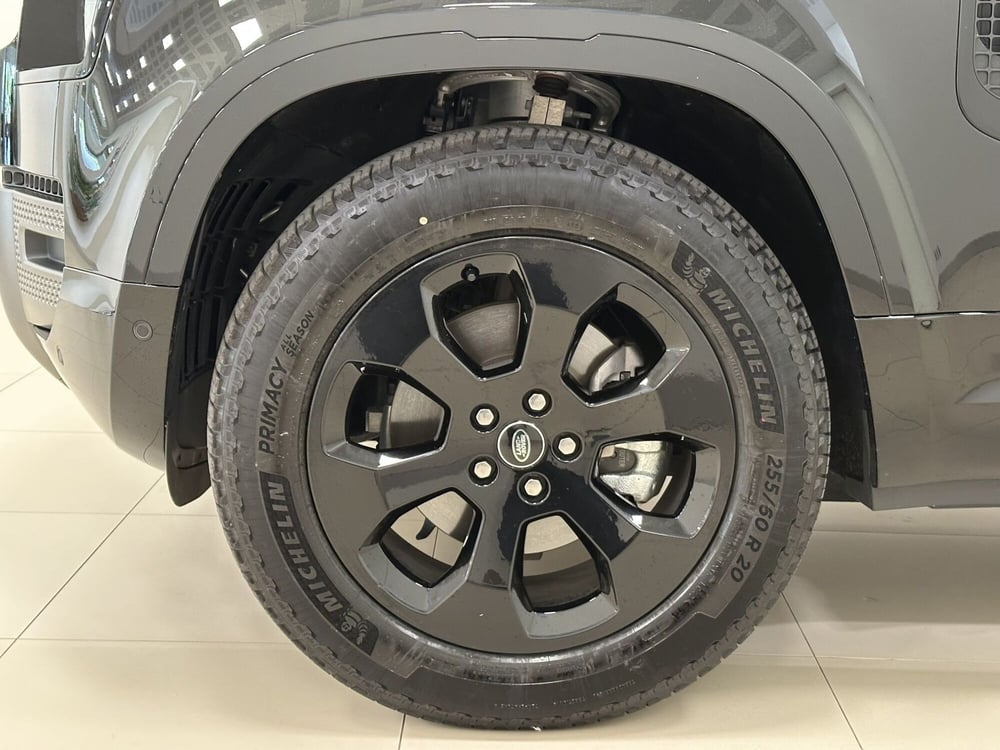 Land Rover Defender usata a Lodi (9)