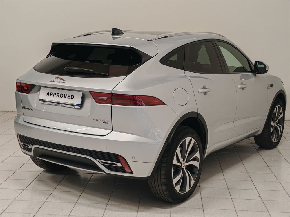 Jaguar E-Pace usata a Novara (2)