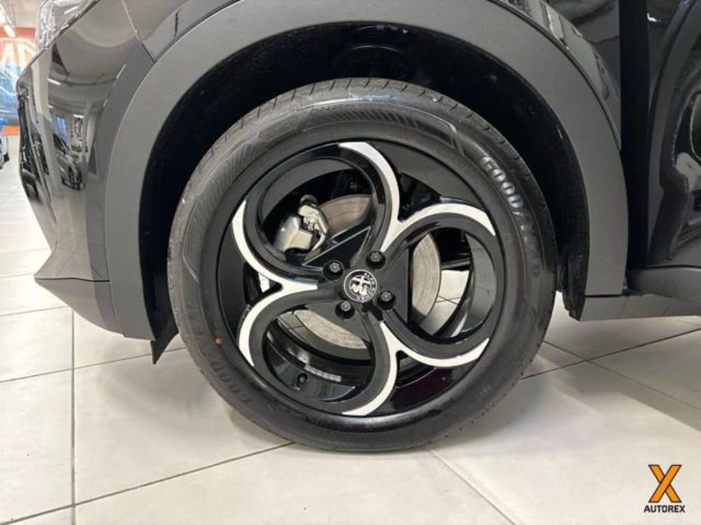 Alfa Romeo Junior nuova a Varese (12)