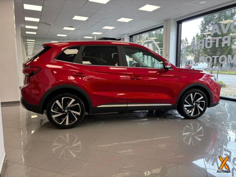Mg ZS EV nuova a Varese (4)