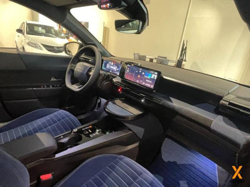 Lancia Ypsilon nuova a Varese (15)