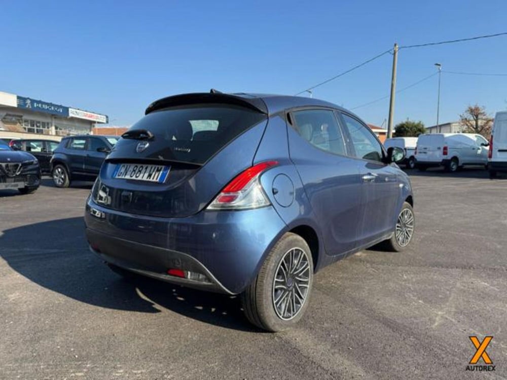 Lancia Ypsilon usata a Varese (5)