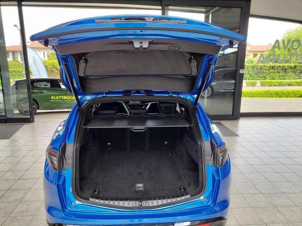 Alfa Romeo Stelvio usata a Vicenza (12)