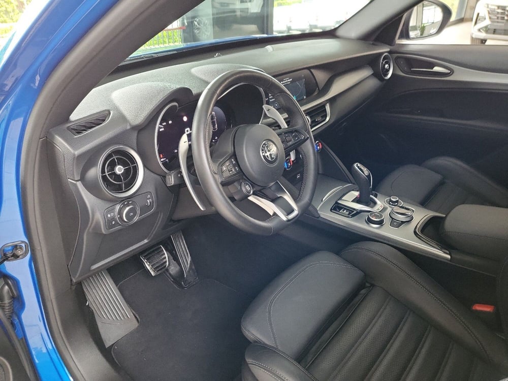 Alfa Romeo Stelvio usata a Vicenza (18)