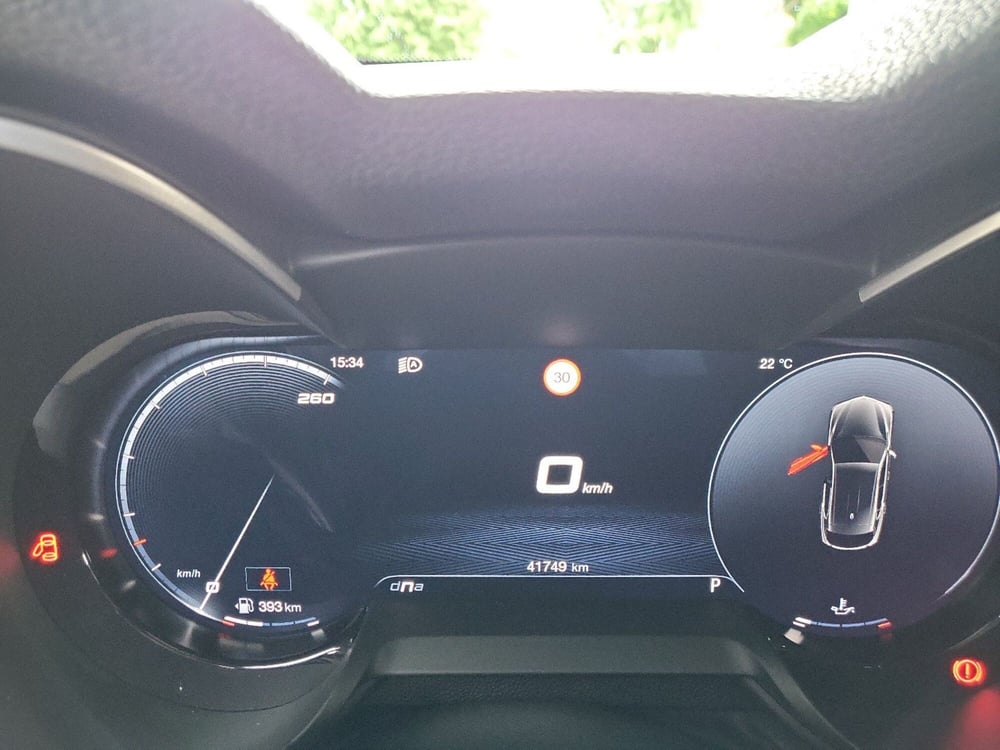 Alfa Romeo Stelvio usata a Vicenza (19)