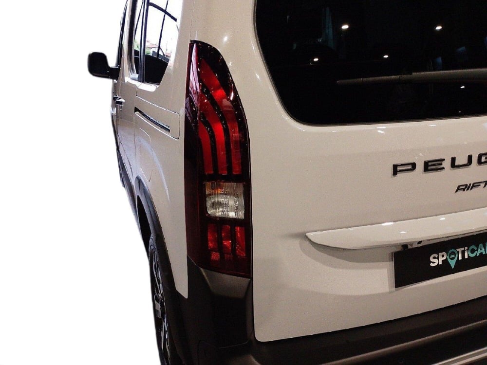 Peugeot Rifter nuova a Vicenza (11)