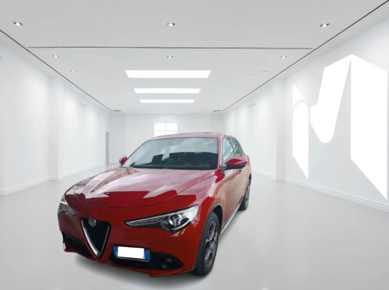 Alfa Romeo Stelvio usata a Latina (4)