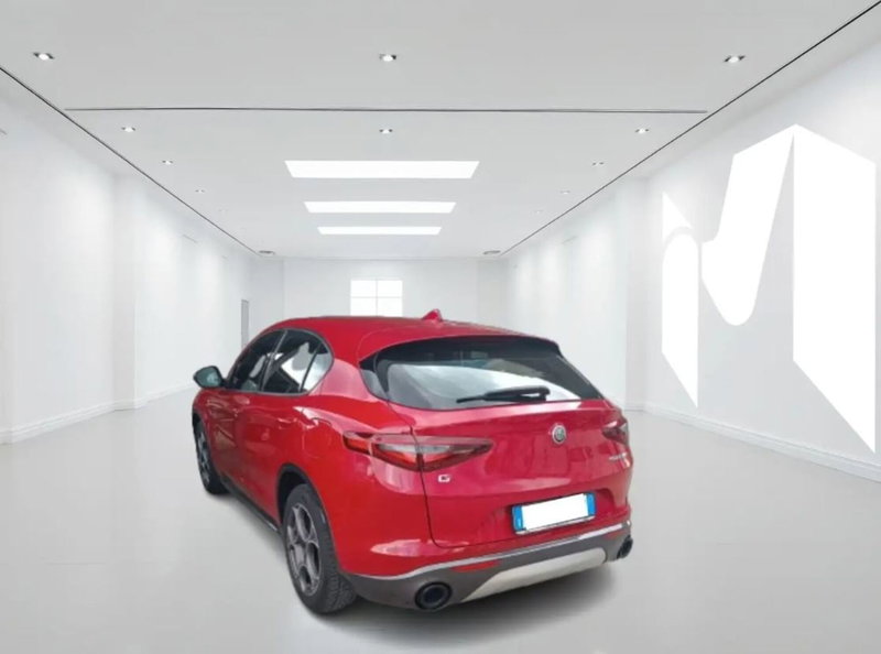 Alfa Romeo Stelvio usata a Latina (5)