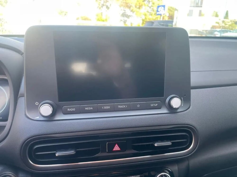 Hyundai Kona usata a Latina (5)