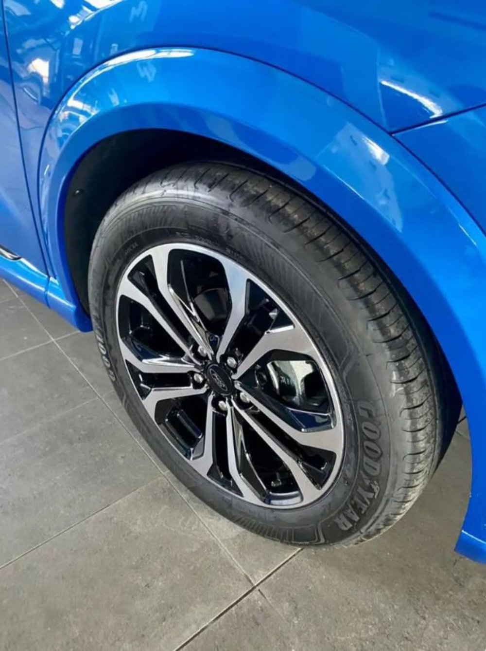 Ford Puma nuova a Latina (4)