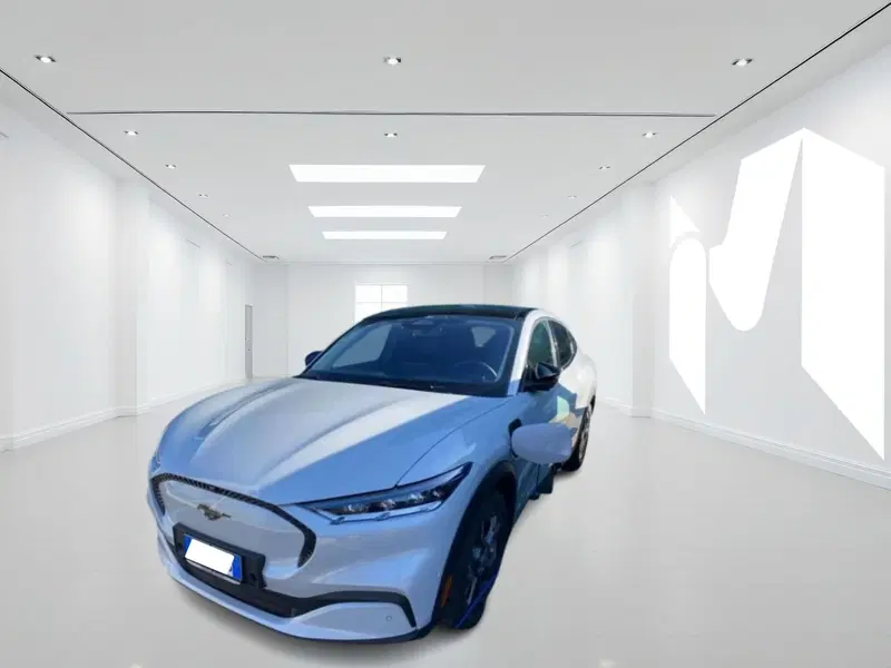 Ford Mustang Mach-E usata a Latina