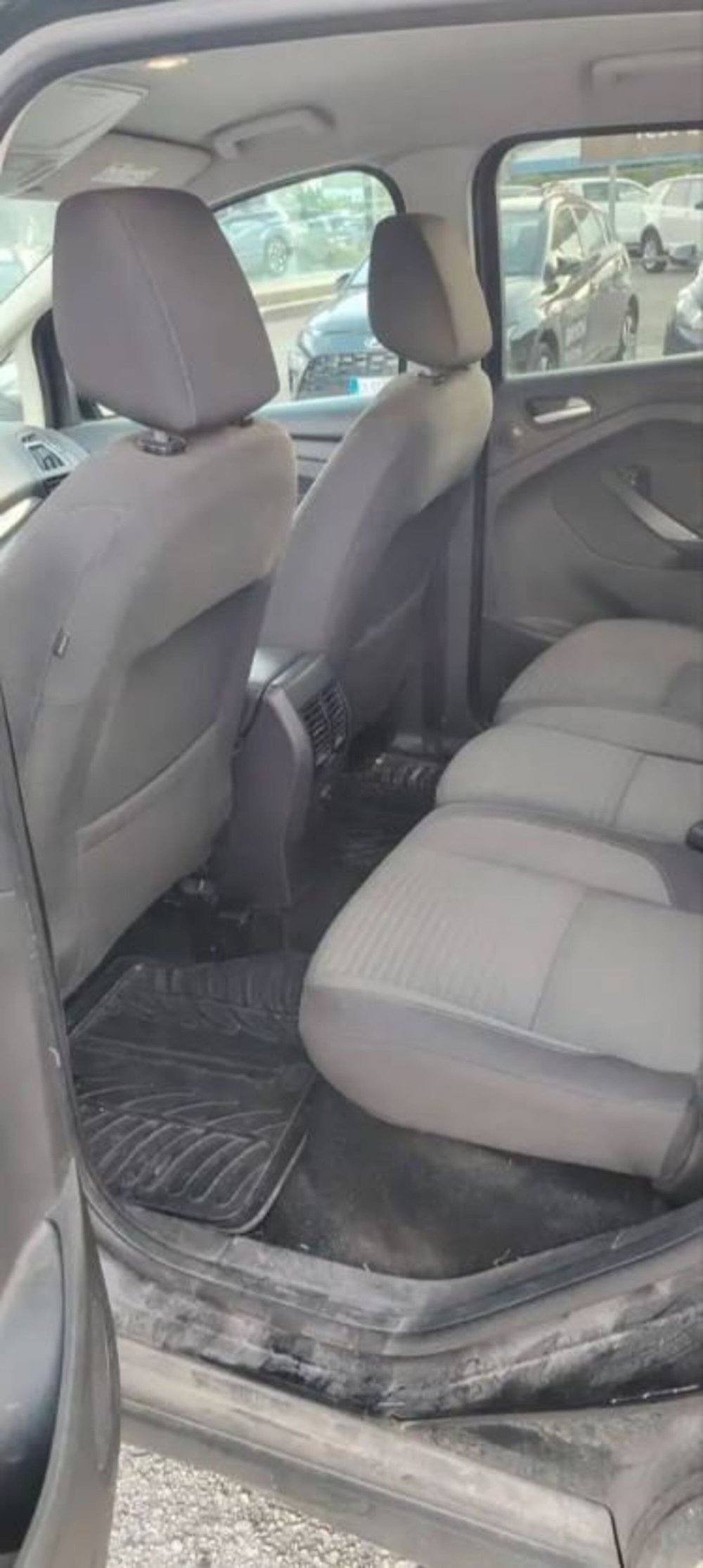 Ford C-Max usata a Latina (6)