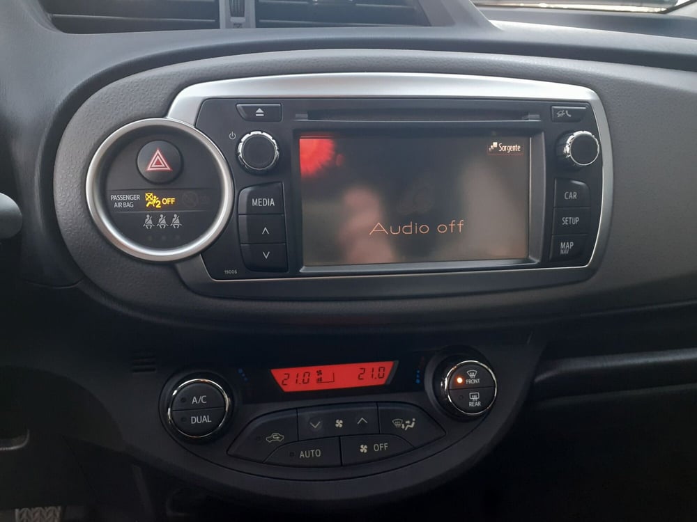Toyota Yaris usata a Modena (12)