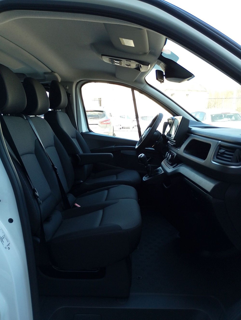 Nissan Primastar nuova a Modena (18)