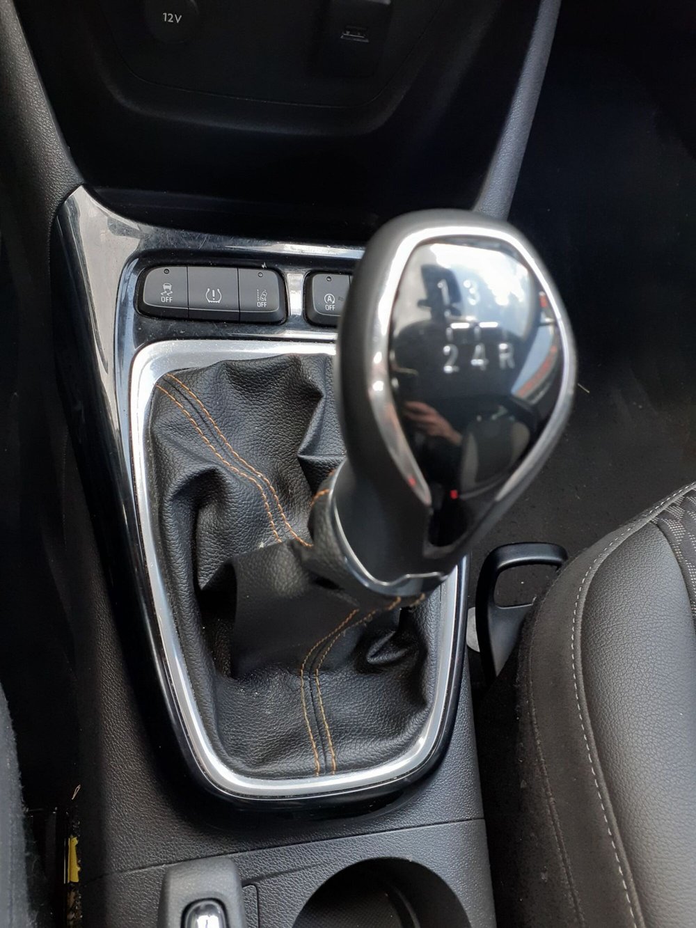 Opel Crossland X usata a Modena (15)
